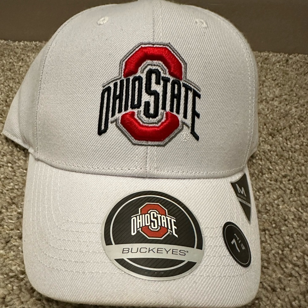 MemoryFit White and Gray Cap